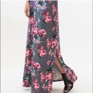 Agnes & Dora Floral Gray Maxi Skirt